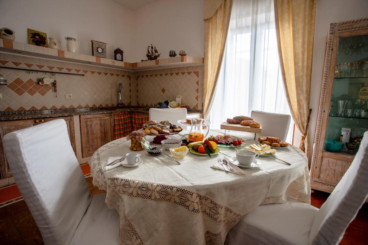 A Due Passi Olbia Bed and Breakfast Εξωτερικό φωτογραφία